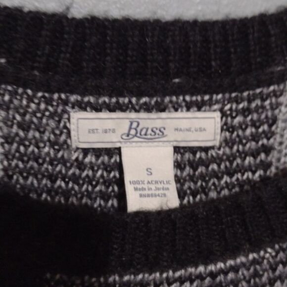 BASS sweater size small - Picture 4 of 5